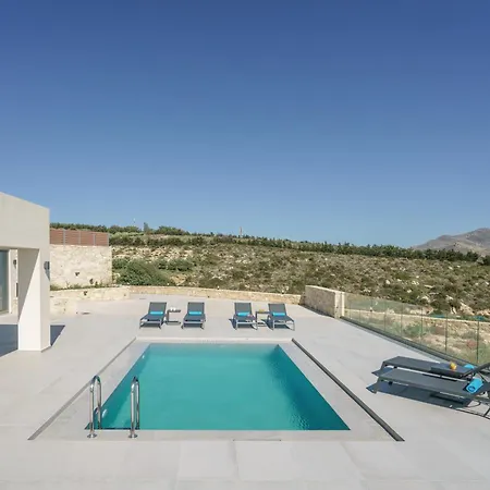 Villa Luxury New Sea Breeze With Private Pool, Jacuzzi And Playroom Gramvousá
