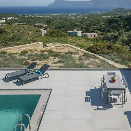 Villa Luxury New Sea Breeze With Private Pool, Jacuzzi And Playroom Gramvousá