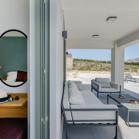 Luxury New Sea Breeze With Private Pool, Jacuzzi And Playroom