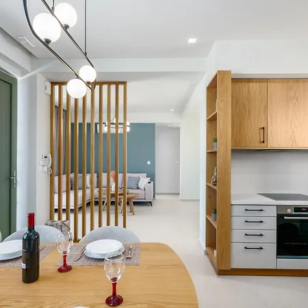 Villa Luxury New Sea Breeze With Private Pool, Jacuzzi And Playroom Gramvousá